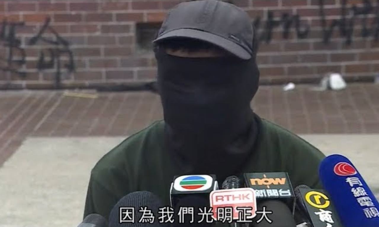 所謂「真名」，不過是法定名字