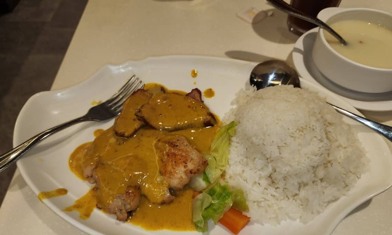 Writing NFT - 牛車水餐廳咖哩：光輝不再，比雞肋更加食之無味